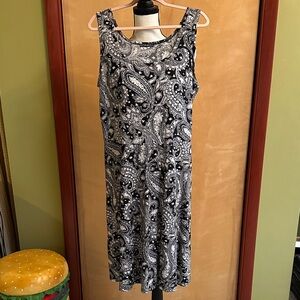 Chic Paisley Sleeveless Dress